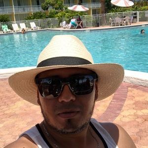 Meet your Posher, Jorge